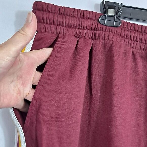 Ladies sweatpants NWT  - Picture 4 of 10